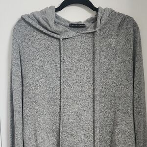 Harlowe & Graham Heathered Gray Knit Hoodie